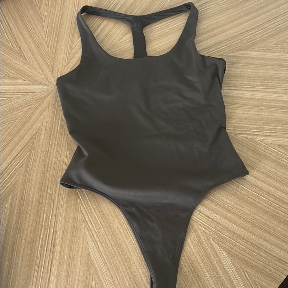 ALO Yoga Sleek Back Bodysuit - Picture 2 of 3